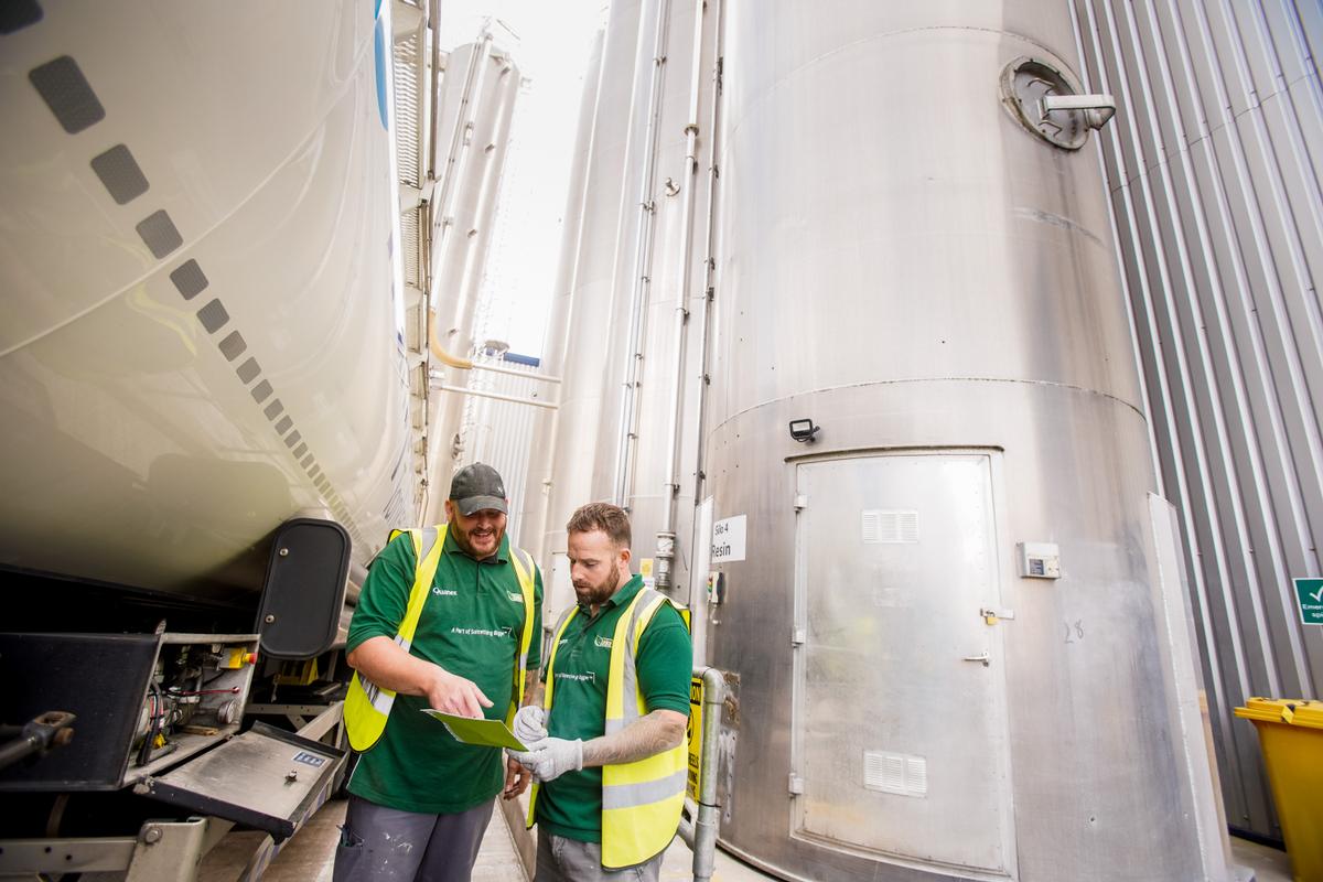 Mixing Plant Silos with workers