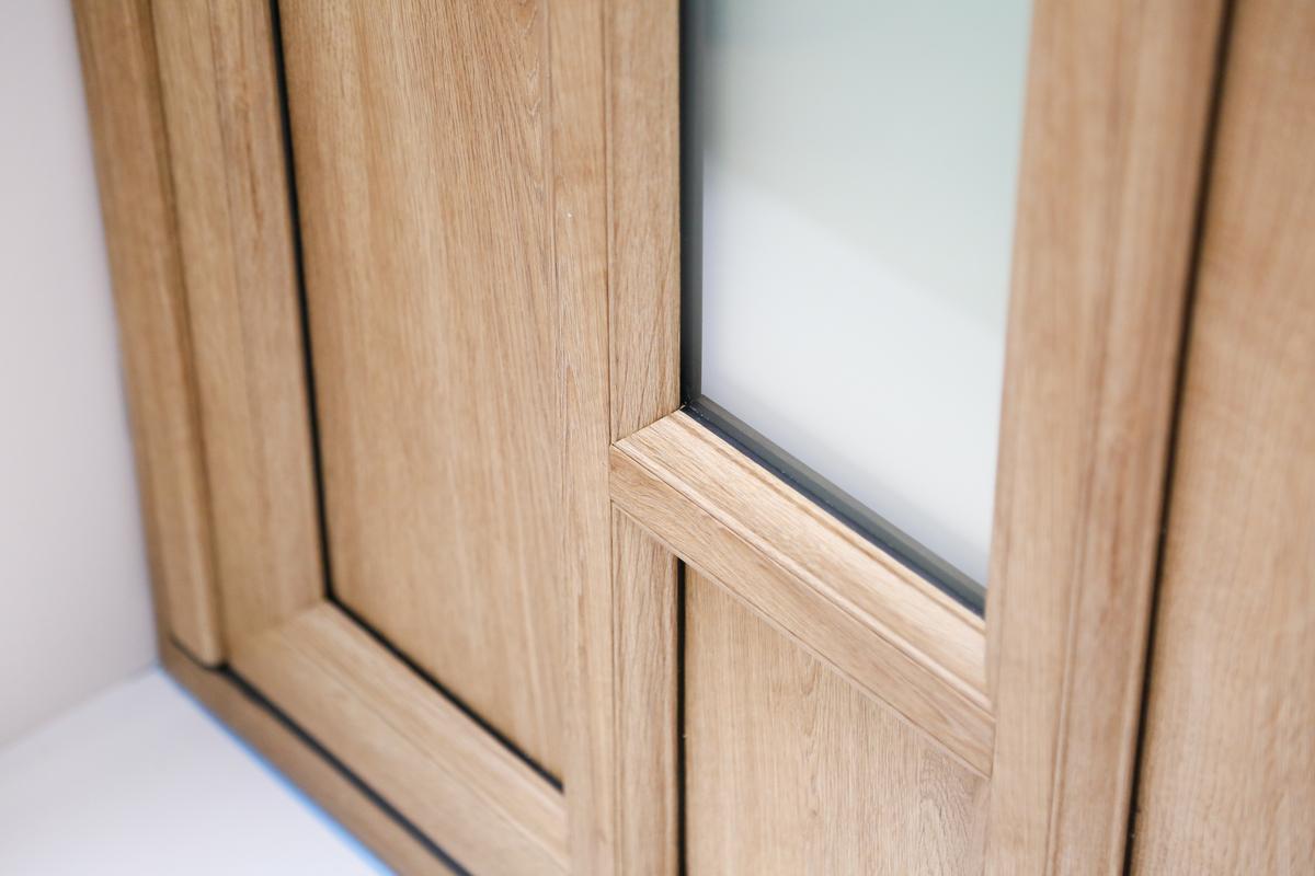 Alumina 70mm residential door