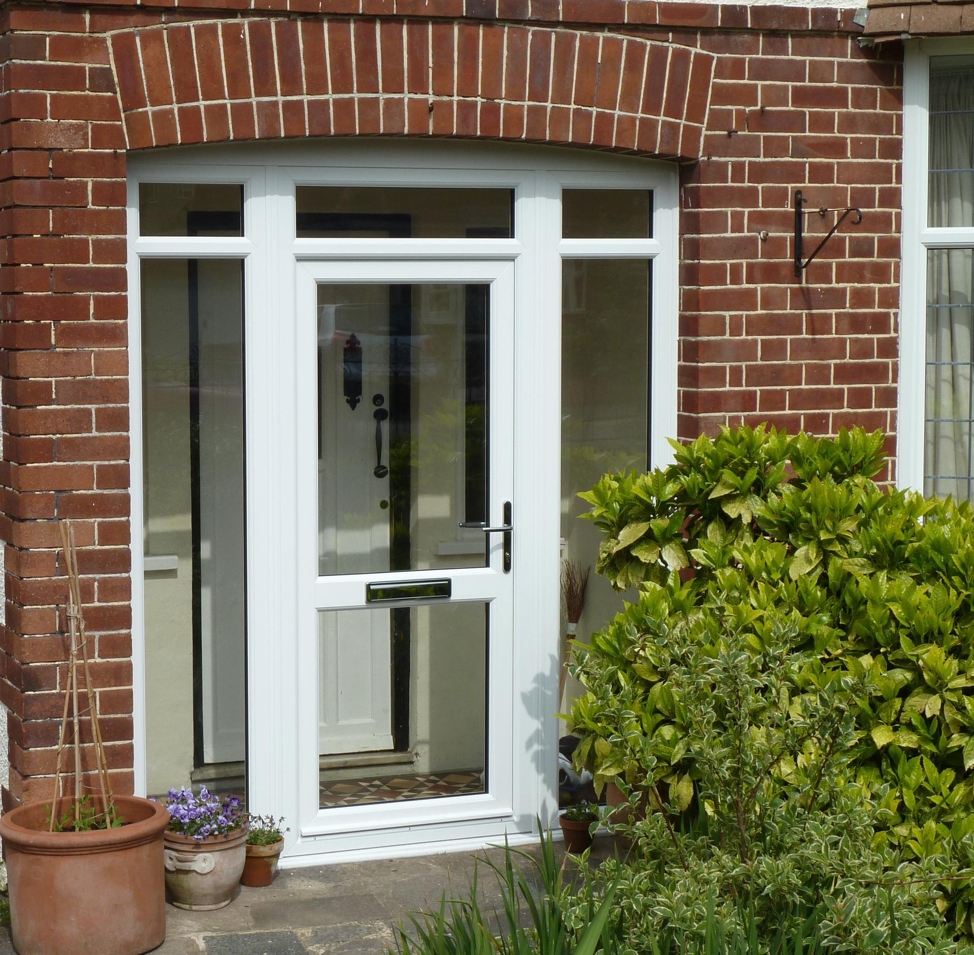 Residential door with glazed sidelights